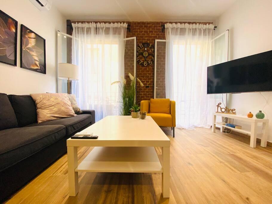 Style & Design Flat In The Center Of Madrid Apartment Luaran gambar