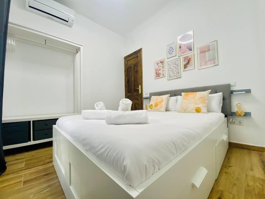 Style & Design Flat In The Center Of Madrid Apartment Luaran gambar